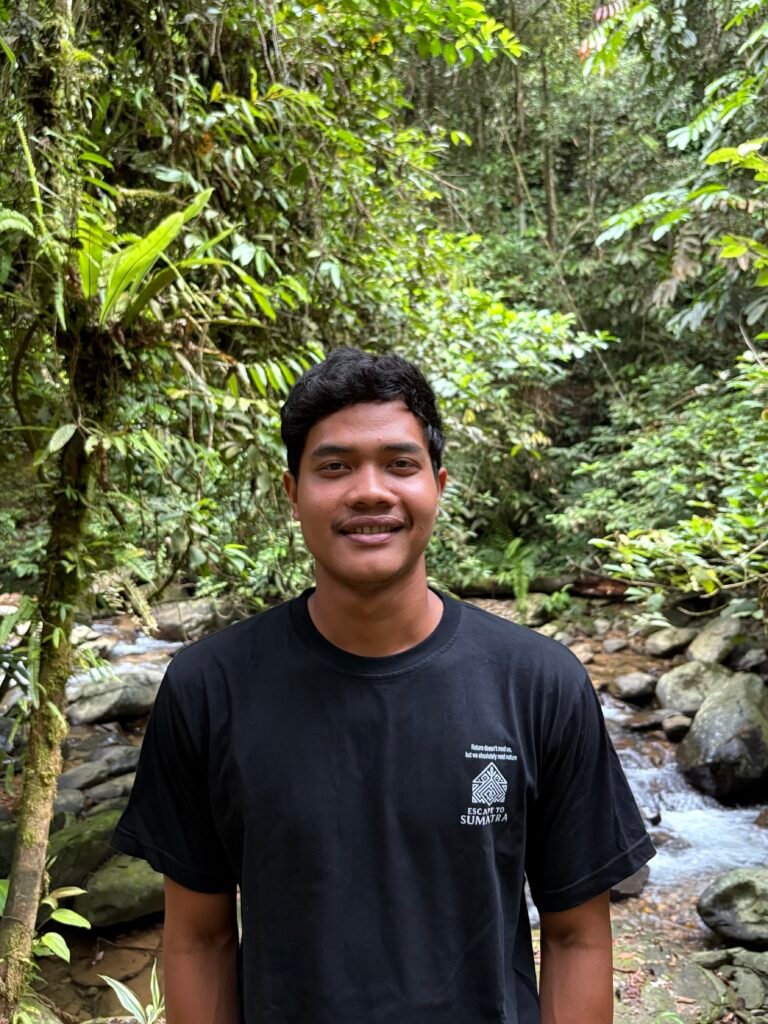 Rama local jungle guide in Bukit Lawang